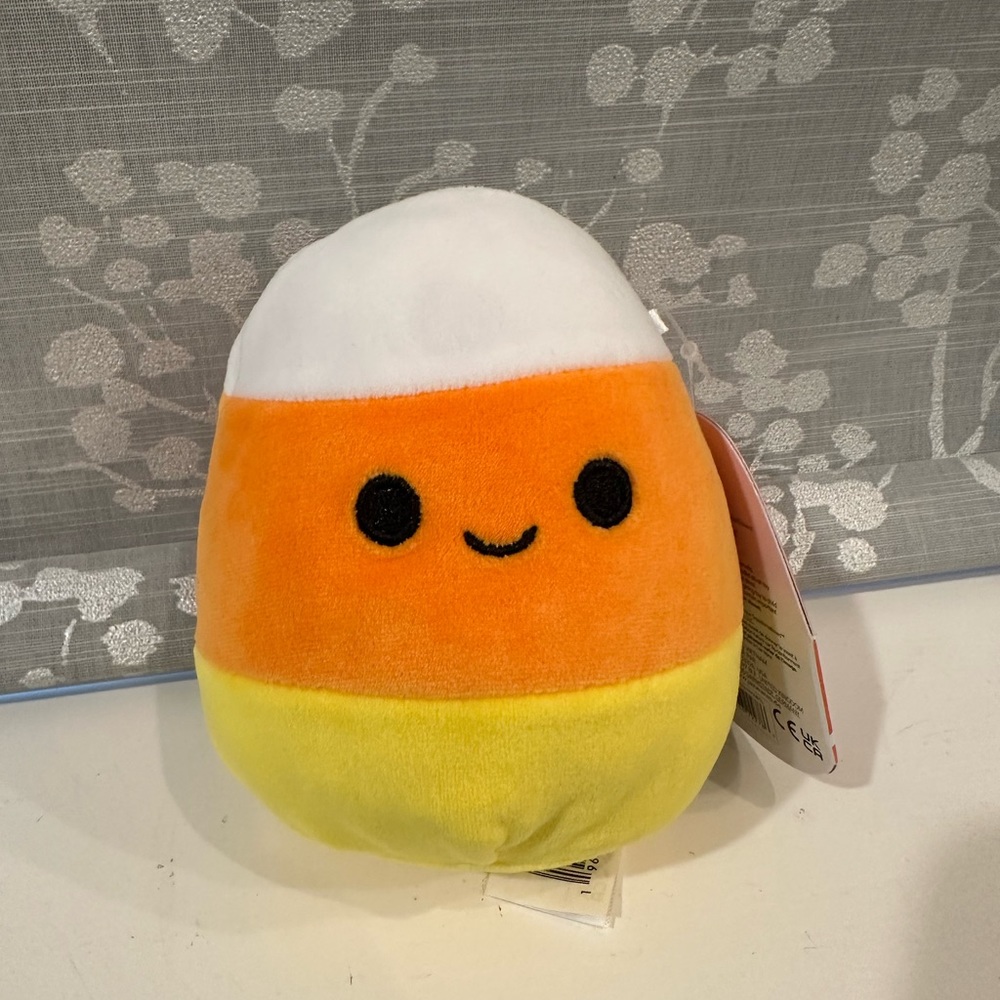 NWT Cannon the Candy Corn Halloween Fall 4.5in Squishmallows